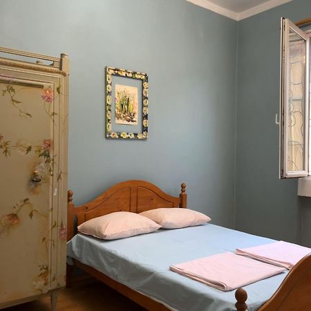 Guest House One Two Three 第比利斯 外观 照片