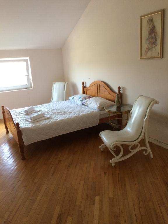 Guest House One Two Three 第比利斯 客房 照片