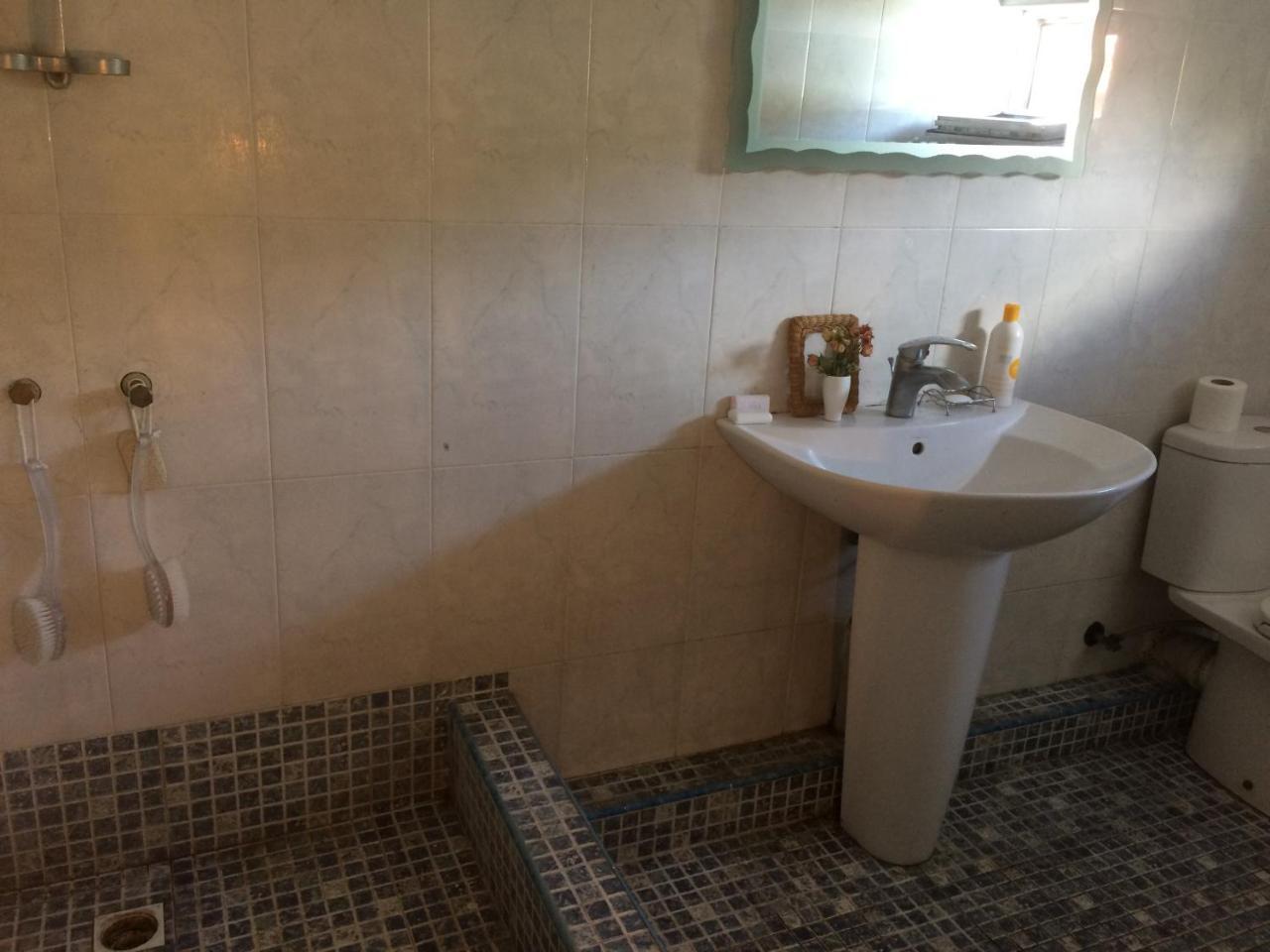 Guest House One Two Three 第比利斯 外观 照片