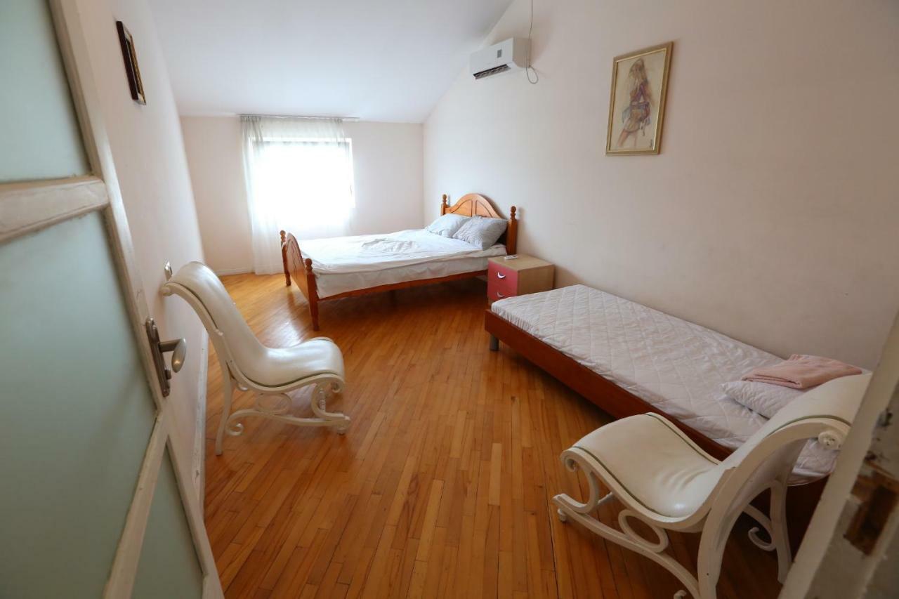 Guest House One Two Three 第比利斯 外观 照片